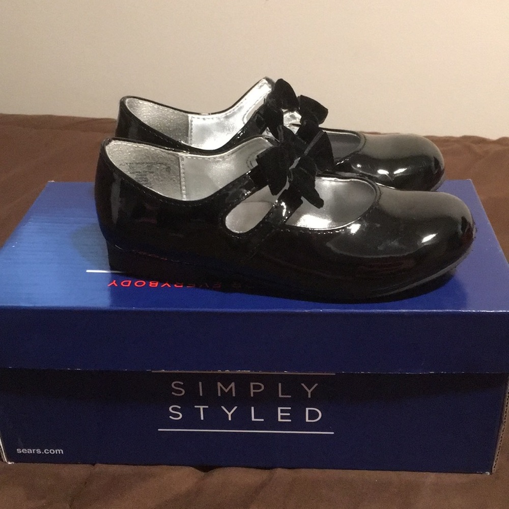 Black toddler dress shoes